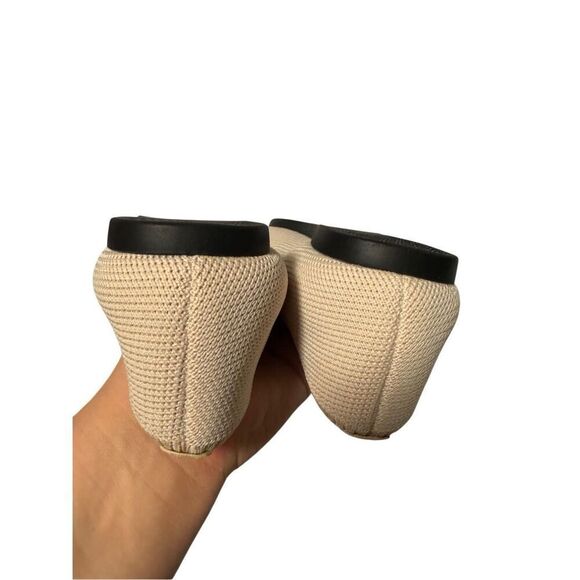 Vivaia size 7.5 (38.5) pointed toe flats cream ivory washable - EUC - Picture 6 of 8